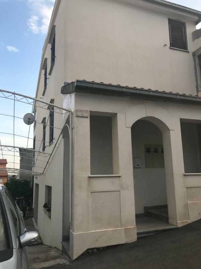 Apartments Raos Stobrec Exterior photo